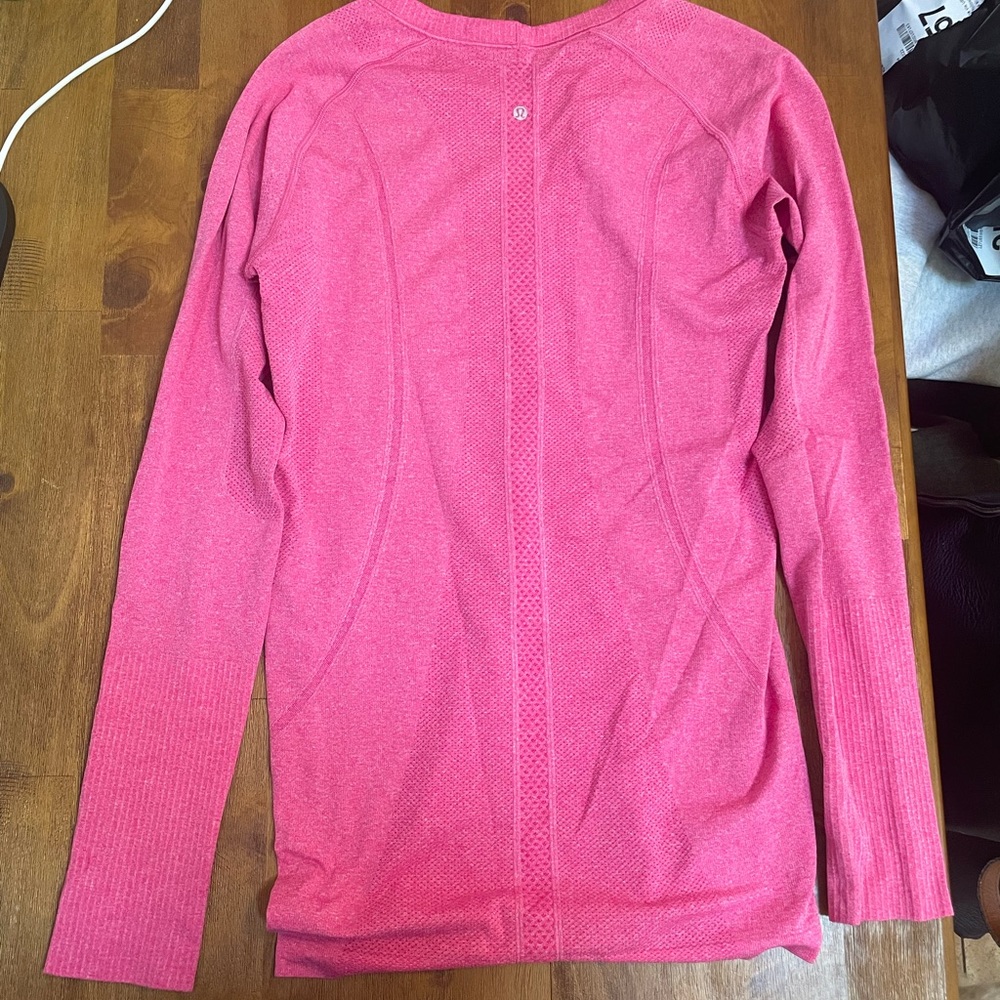 Lululemon Swiftly Tech Long Sleeve Shirt